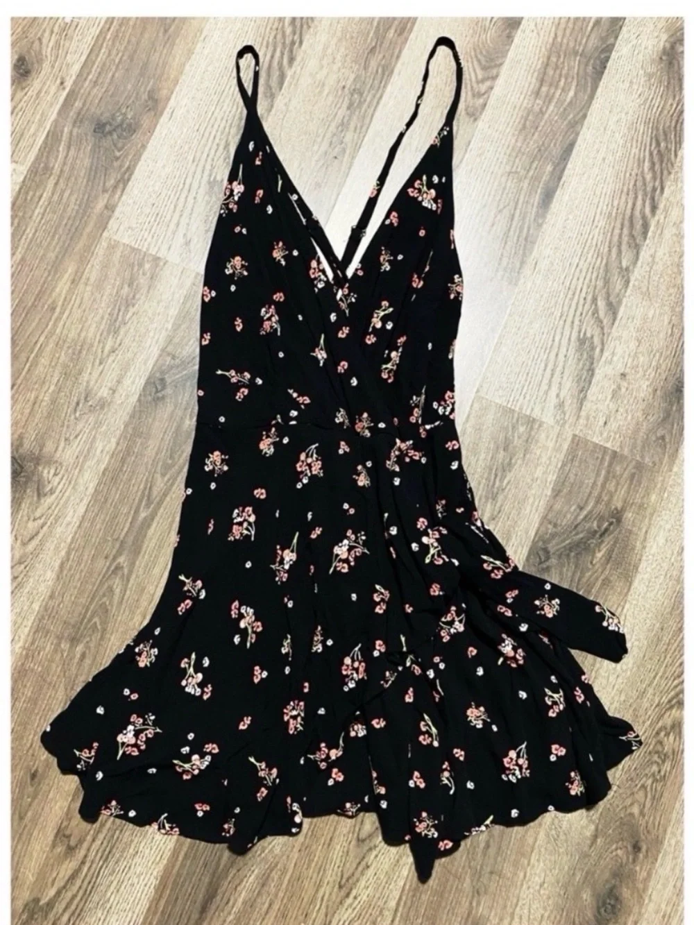 FREE PEOPLE Black Floral Print Romper Dress Size 6!